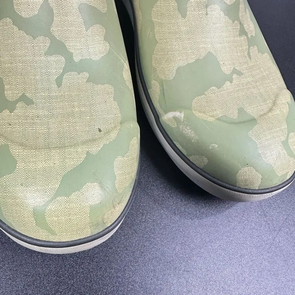 Huk Rogue Wave Fishing Boots Mens 8 Green Gray Camouflage Pull On Outdoors*